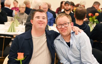 Høstfest med dans og trekkspillglede